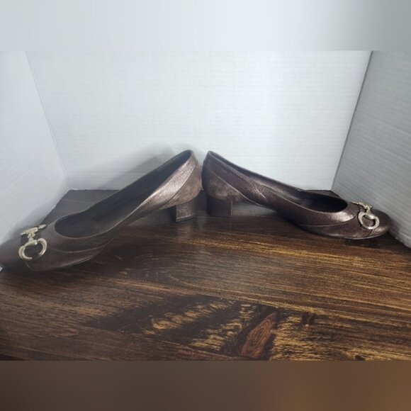 Vaneli Women's Cicero Leather And Suede Pump Shoes Snaffle bit  12M - Picture 9 of 10